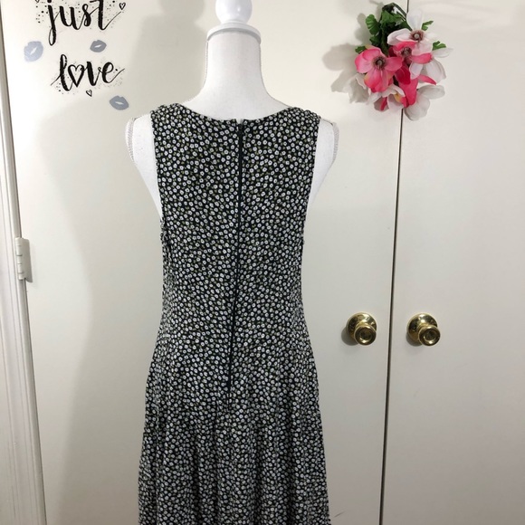 HAMPTON DRESS CO. SCOOP NECK FLARED FLORAL SZ 12 - Picture 4 of 6